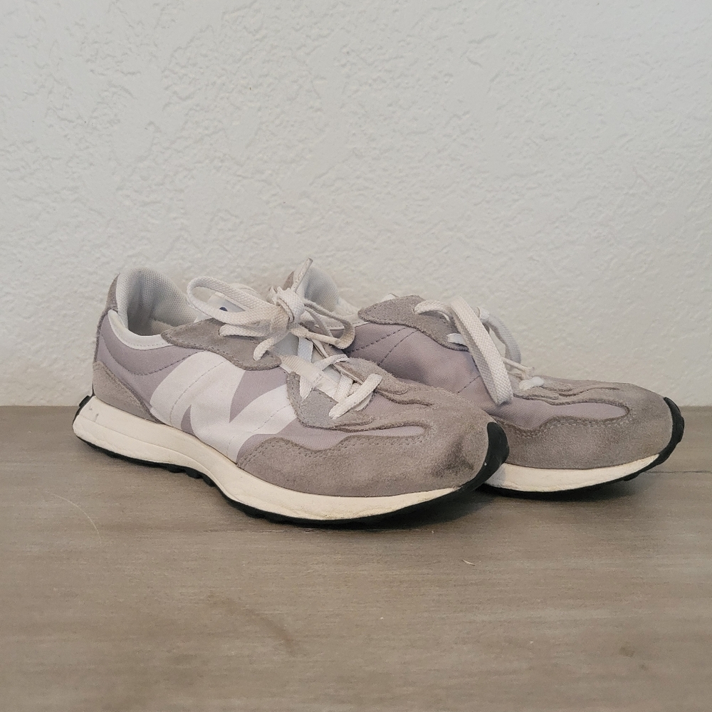 Girl's Gray New Balance 327 Sneakers OBO